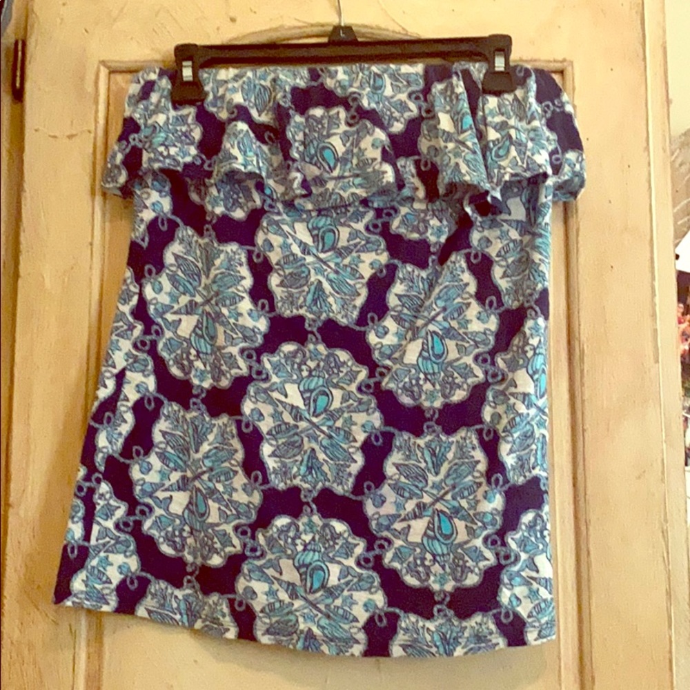 Women’s strapless Lilly Pulitzer shirt. Size M!